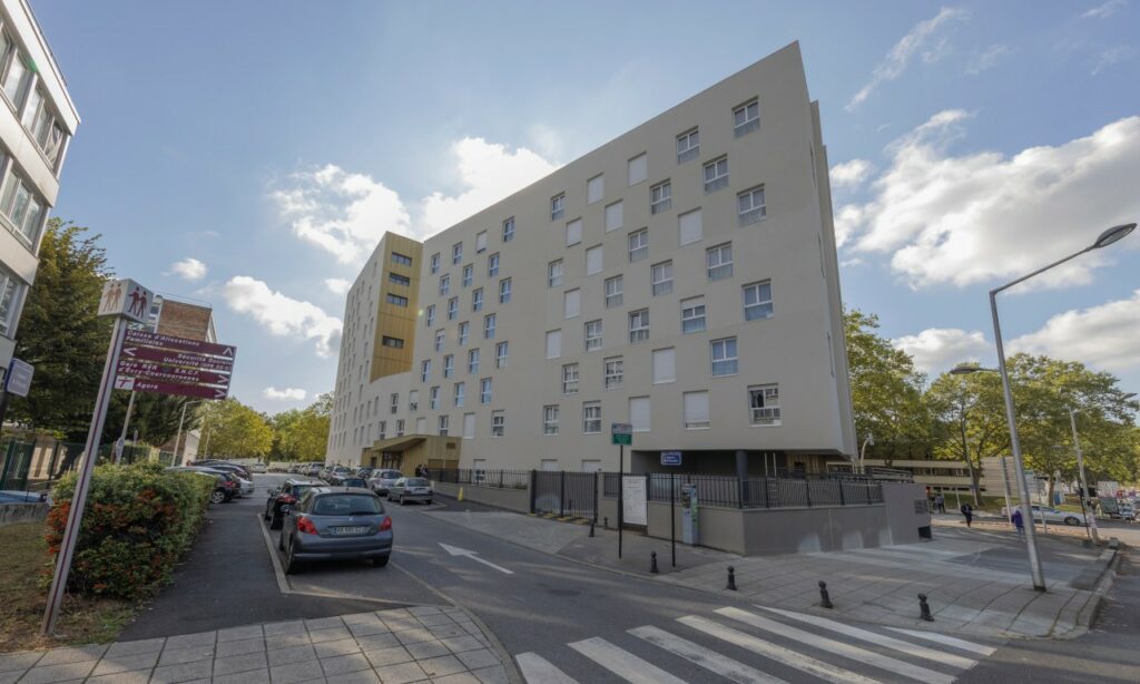 Campus à Evry-Courcouronnes : Une résidence étudiante construite sur l’ancien siège de la Caf de l’Essonne